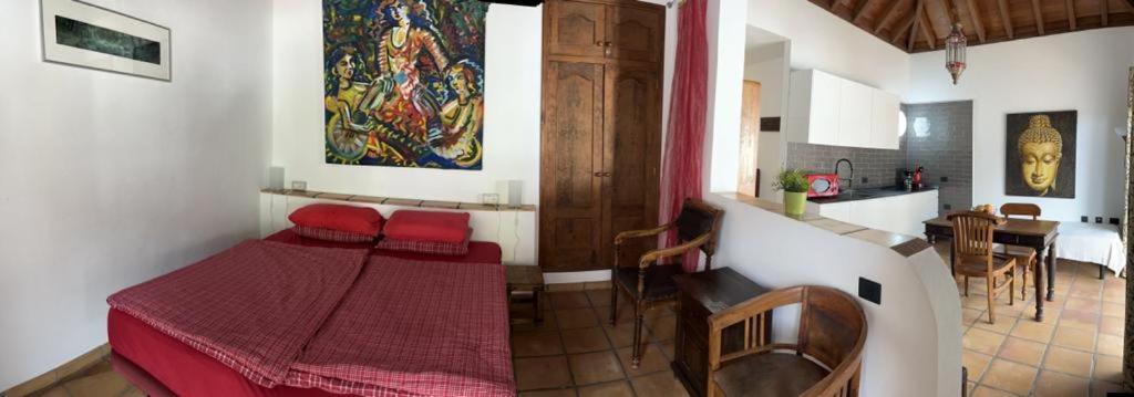 La Galeria Apartment *